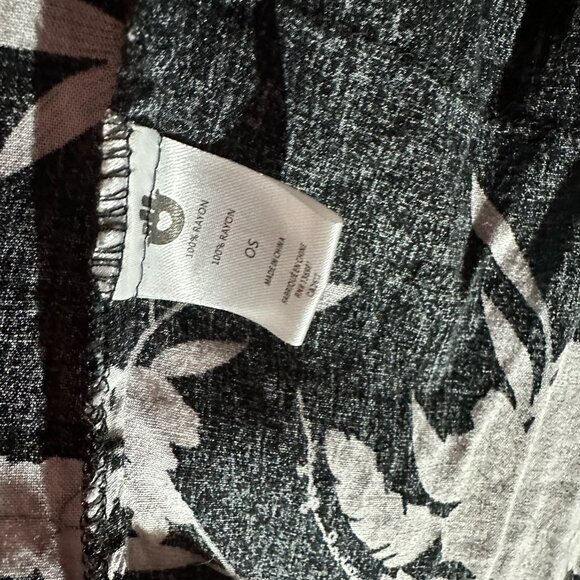 Spiritual Gangster Floral Kimono | One Size | Poolside to Travel Ready - Picture 9 of 10